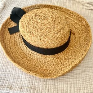 Helen Kaminski | Classic 100% Rafia Straw Hat made in Madagascar